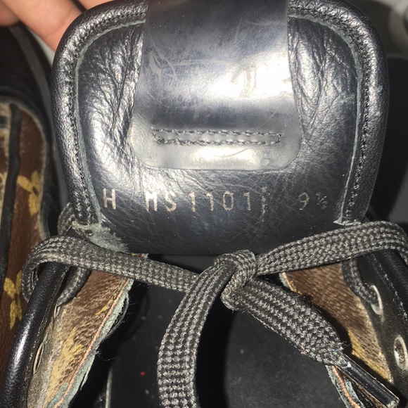 Org Flower Print Men Louis Vuitton Sneakers 9 1/2 - Picture 4 of 5